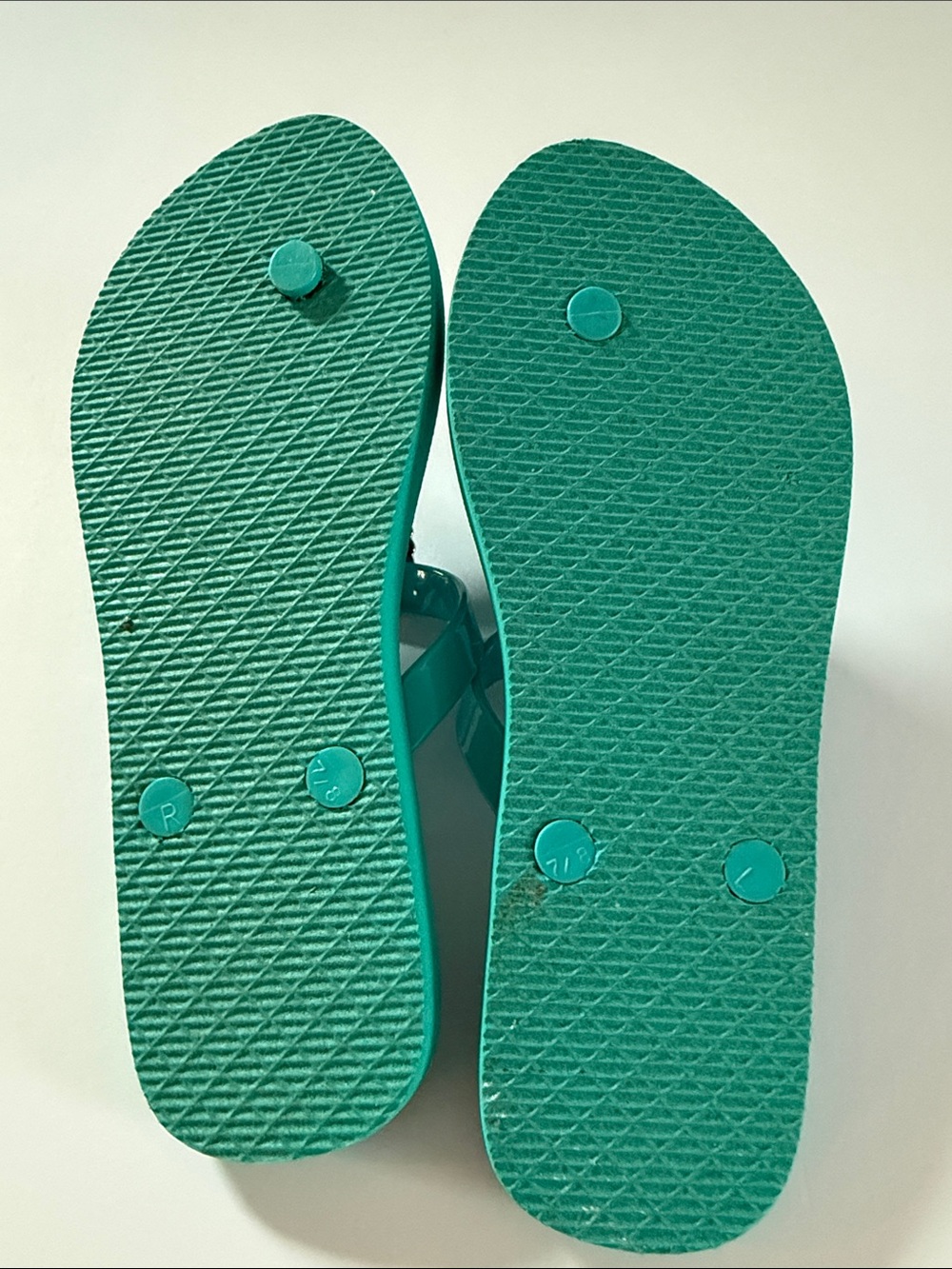 Turquoise Women's Fish Accent Jelly Flip Flops - Picture 2 of 3
